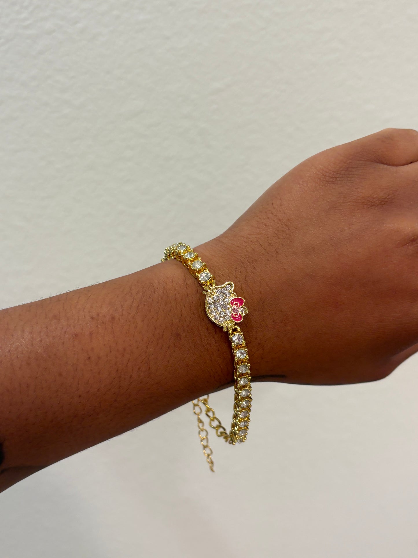 GLD KTTY BRACELET