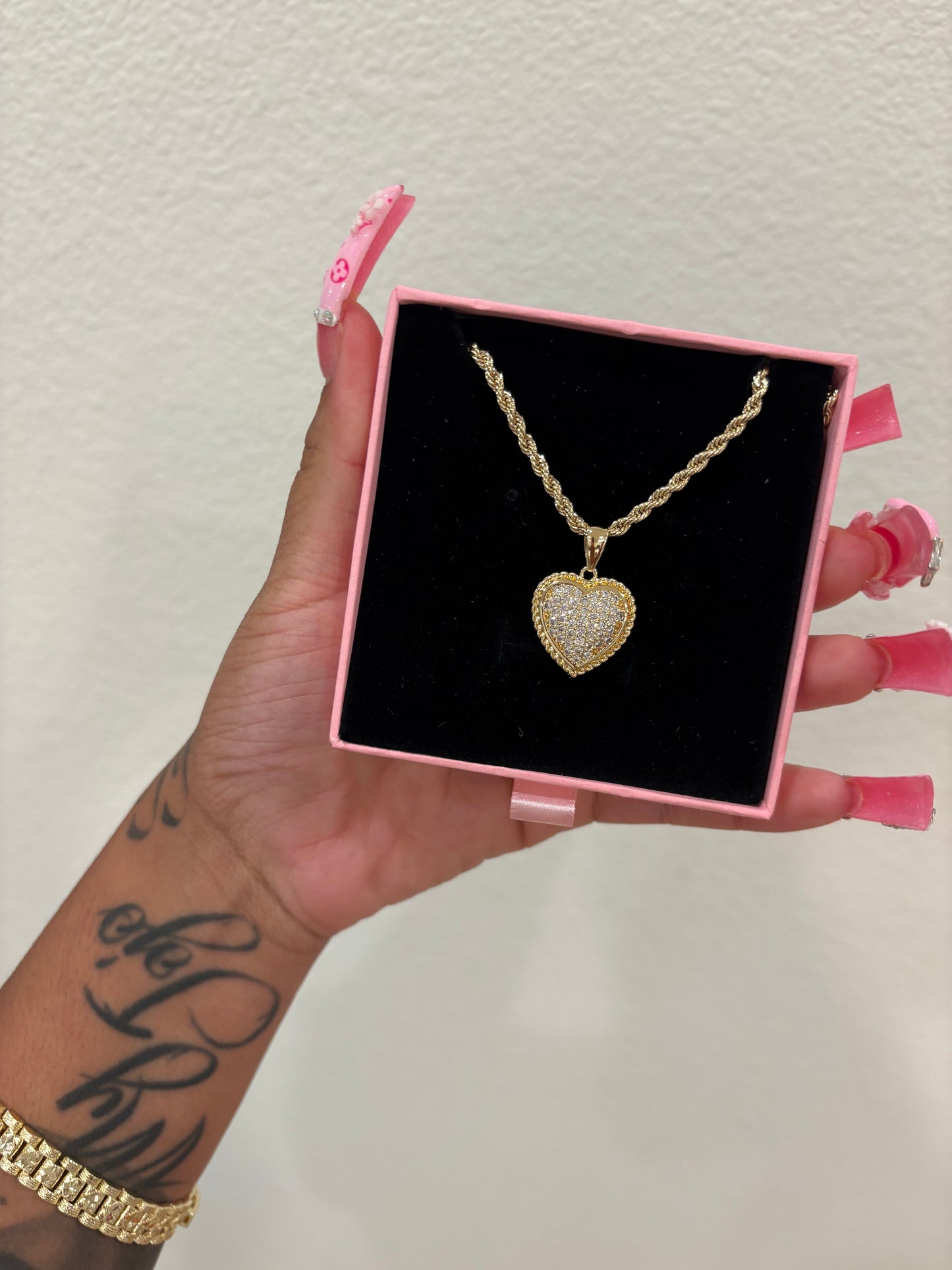 DMND HRT CHAIN