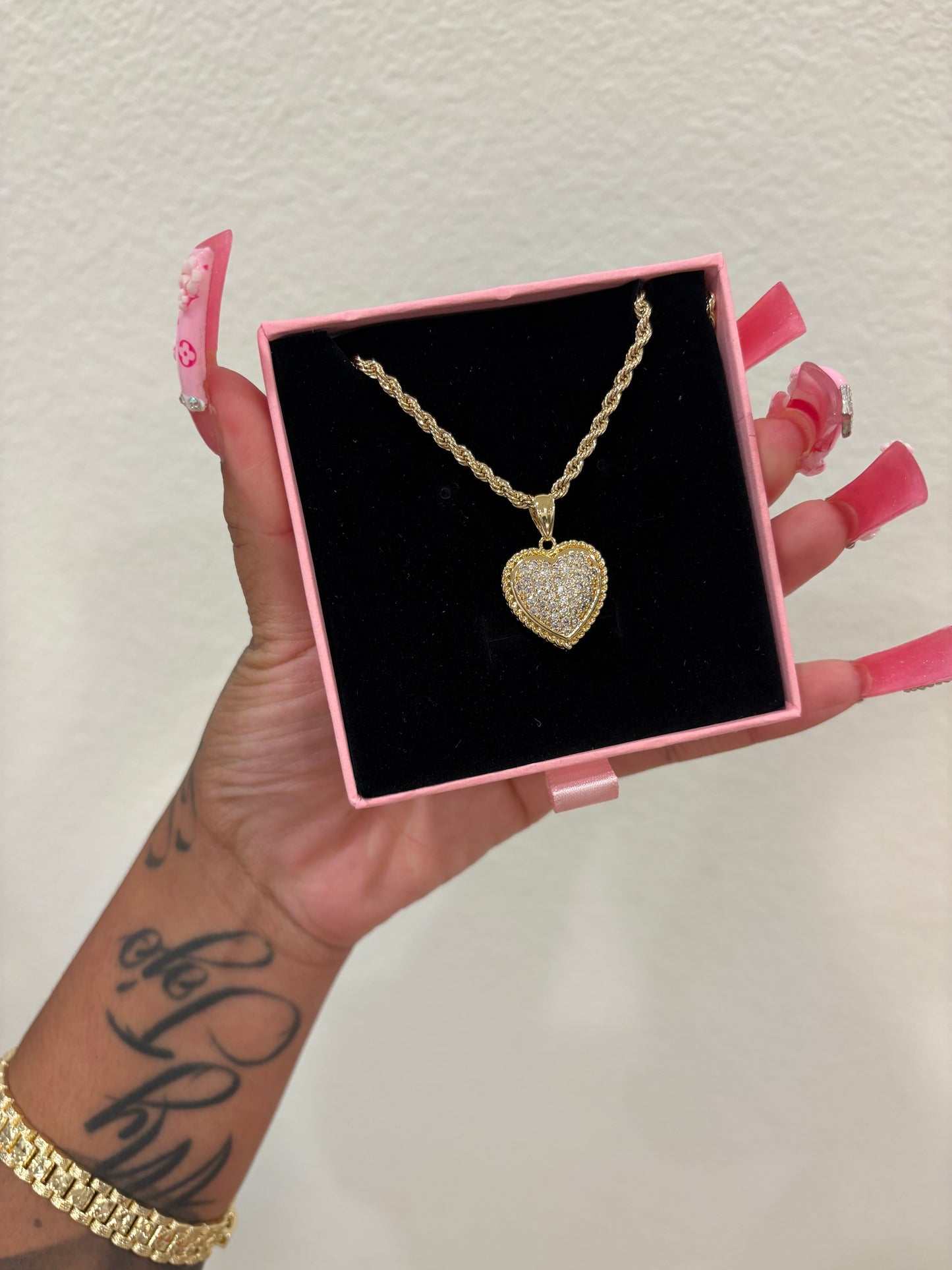 DMND HRT CHAIN