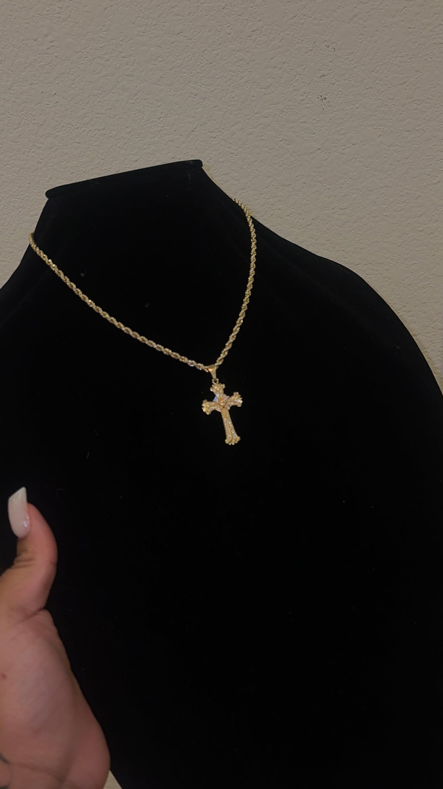 CHRIST CROSS NECKLACE