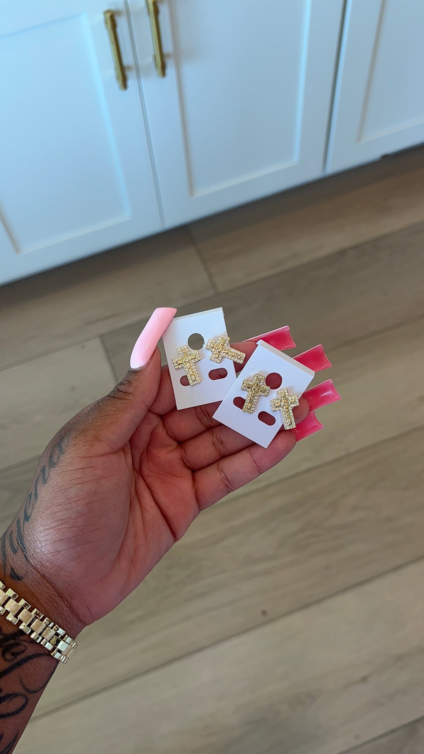new jumbo cross studs