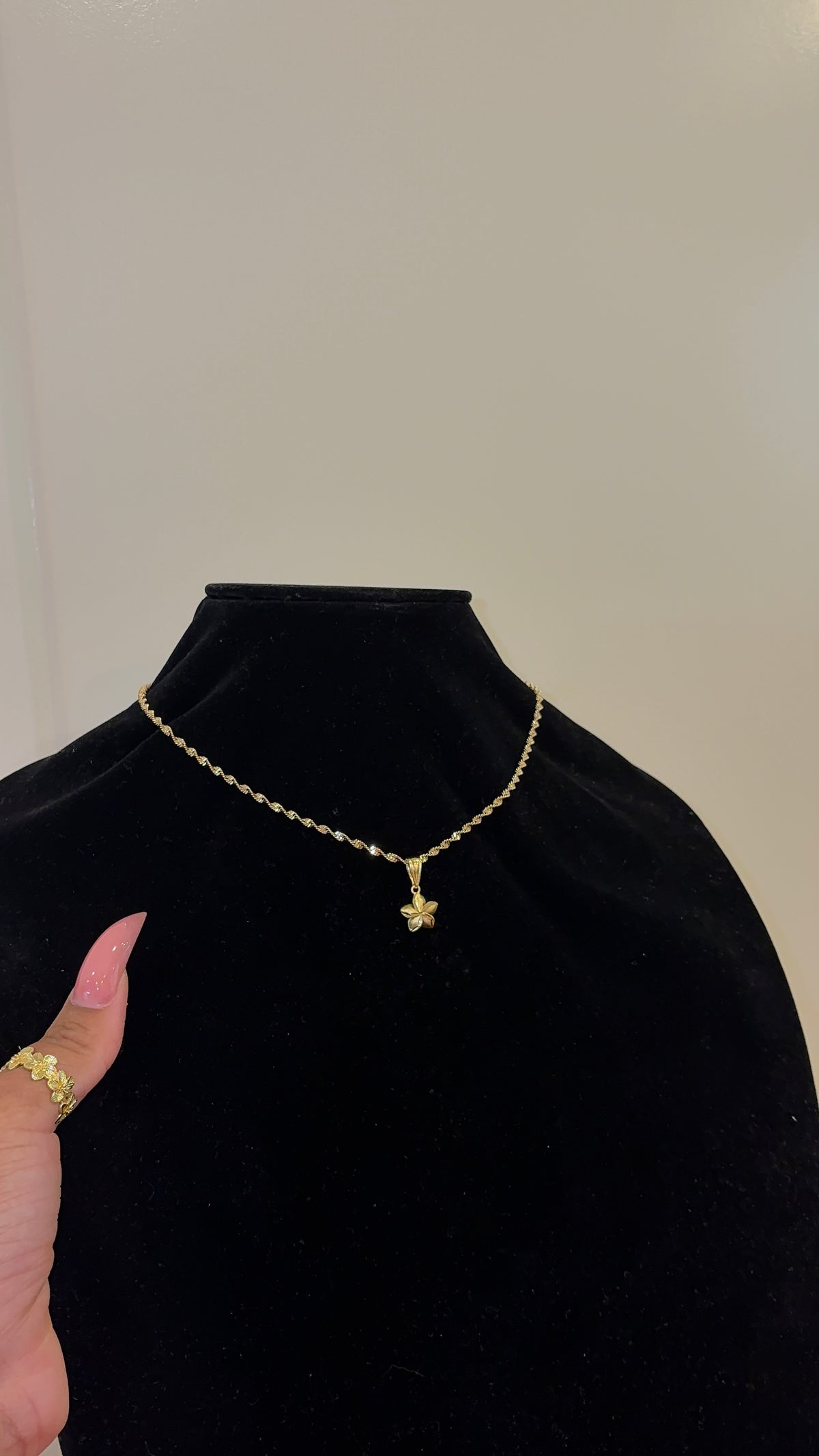 Gold Flower Necklace