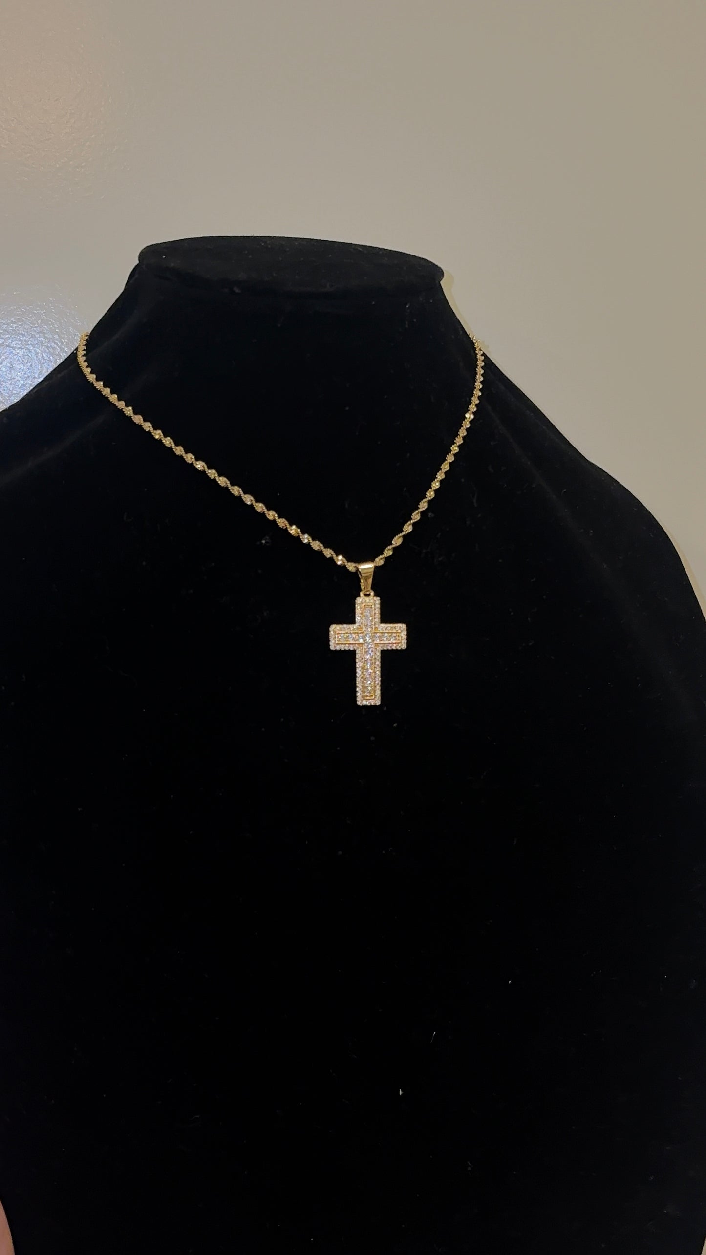 HIGHLY FAVORED CHAIN