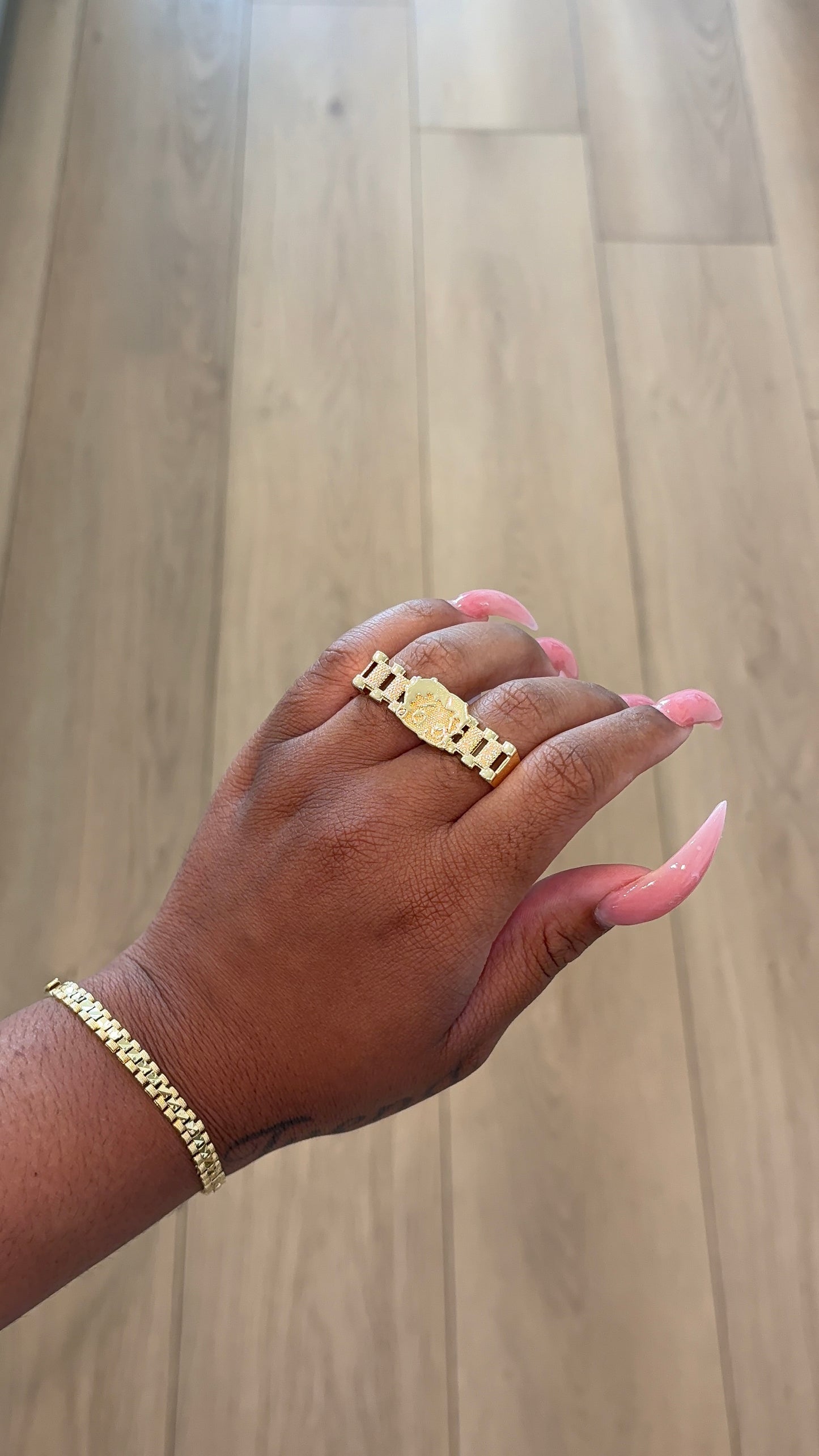 character double finger ring