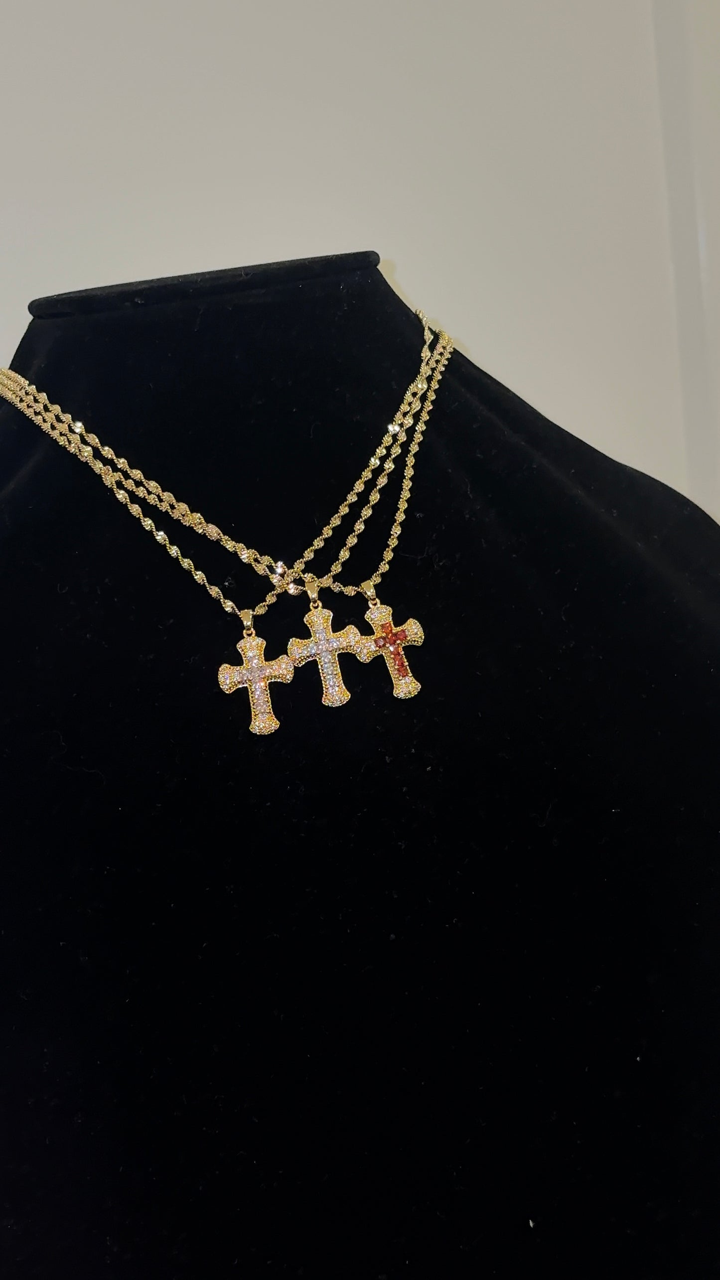 GOLD CROSS CHAIN