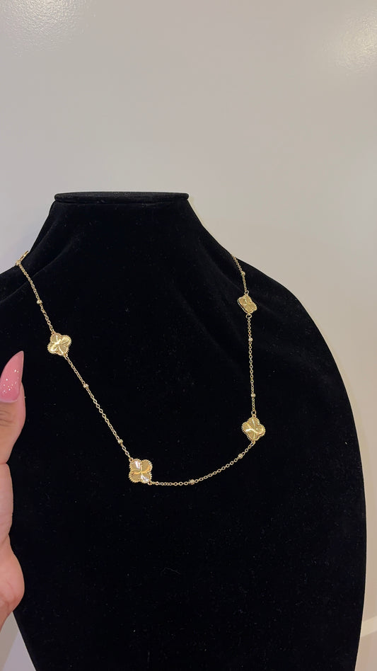 VC NECKLACE