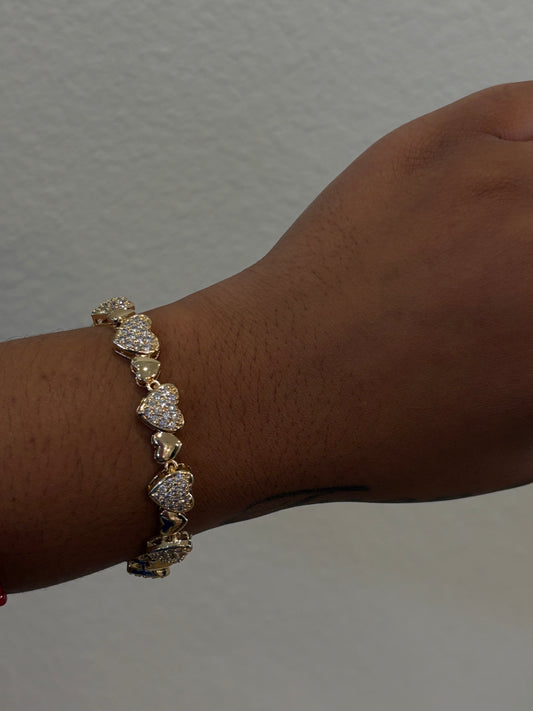 HEART DMD BRACELET