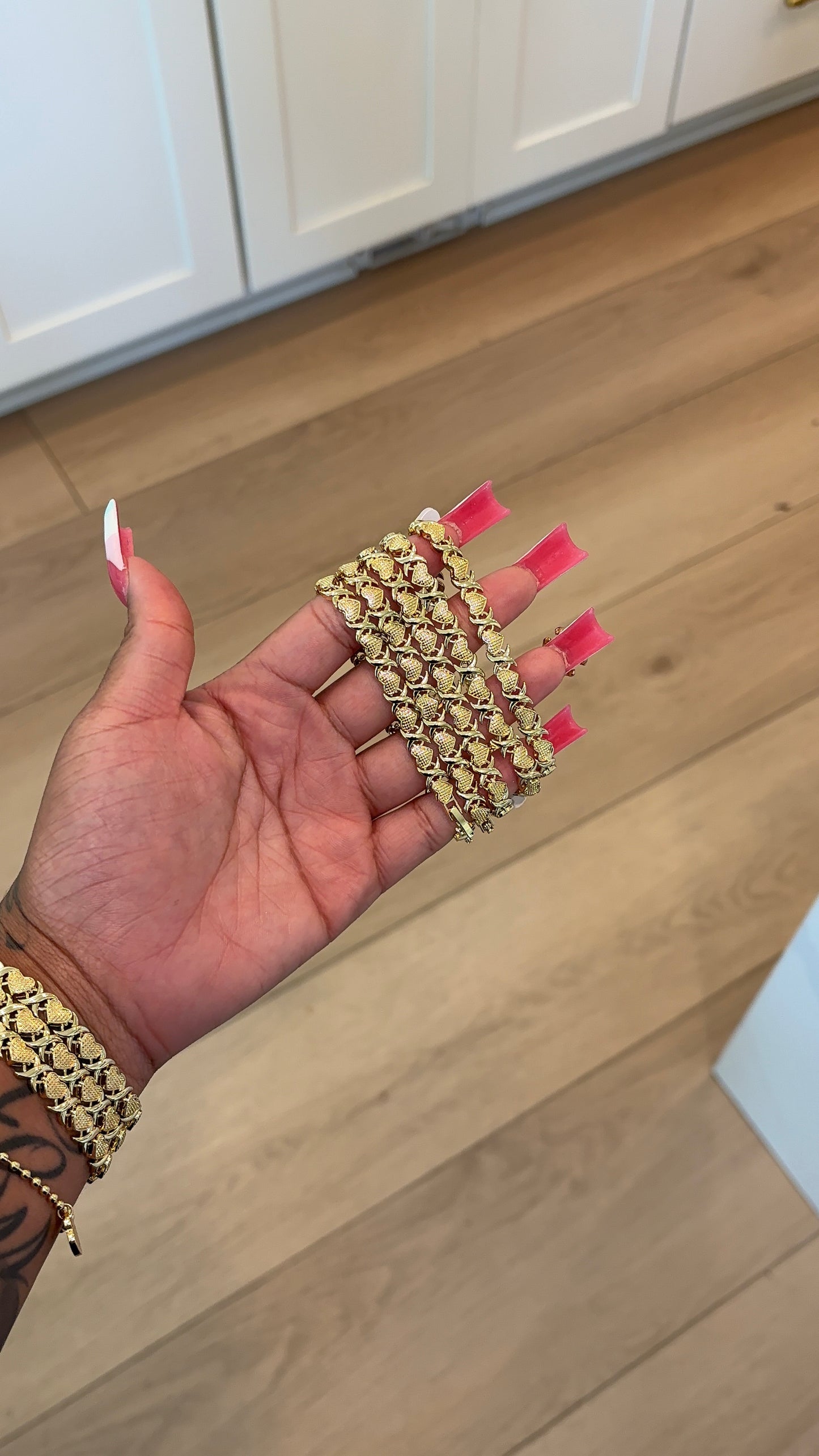 all gold xoxo bracelet