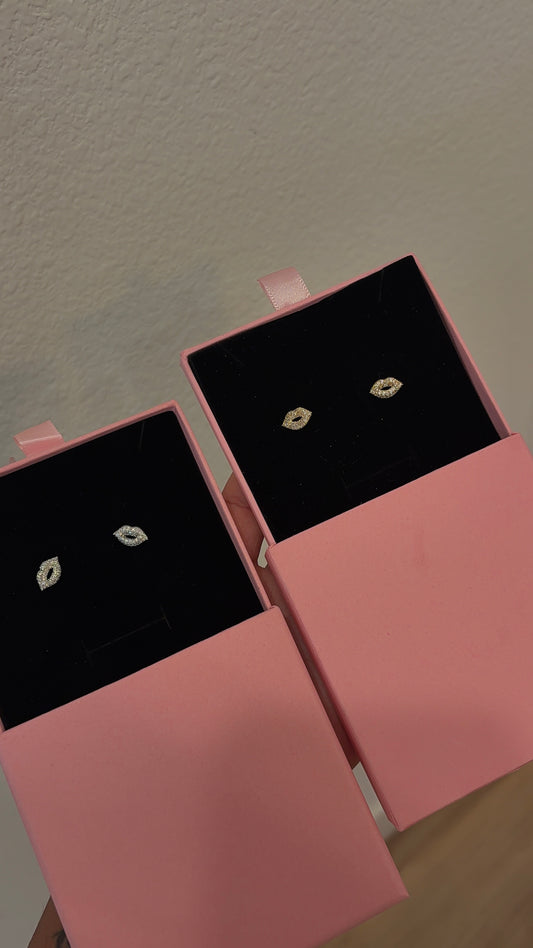 LIP STUDS
