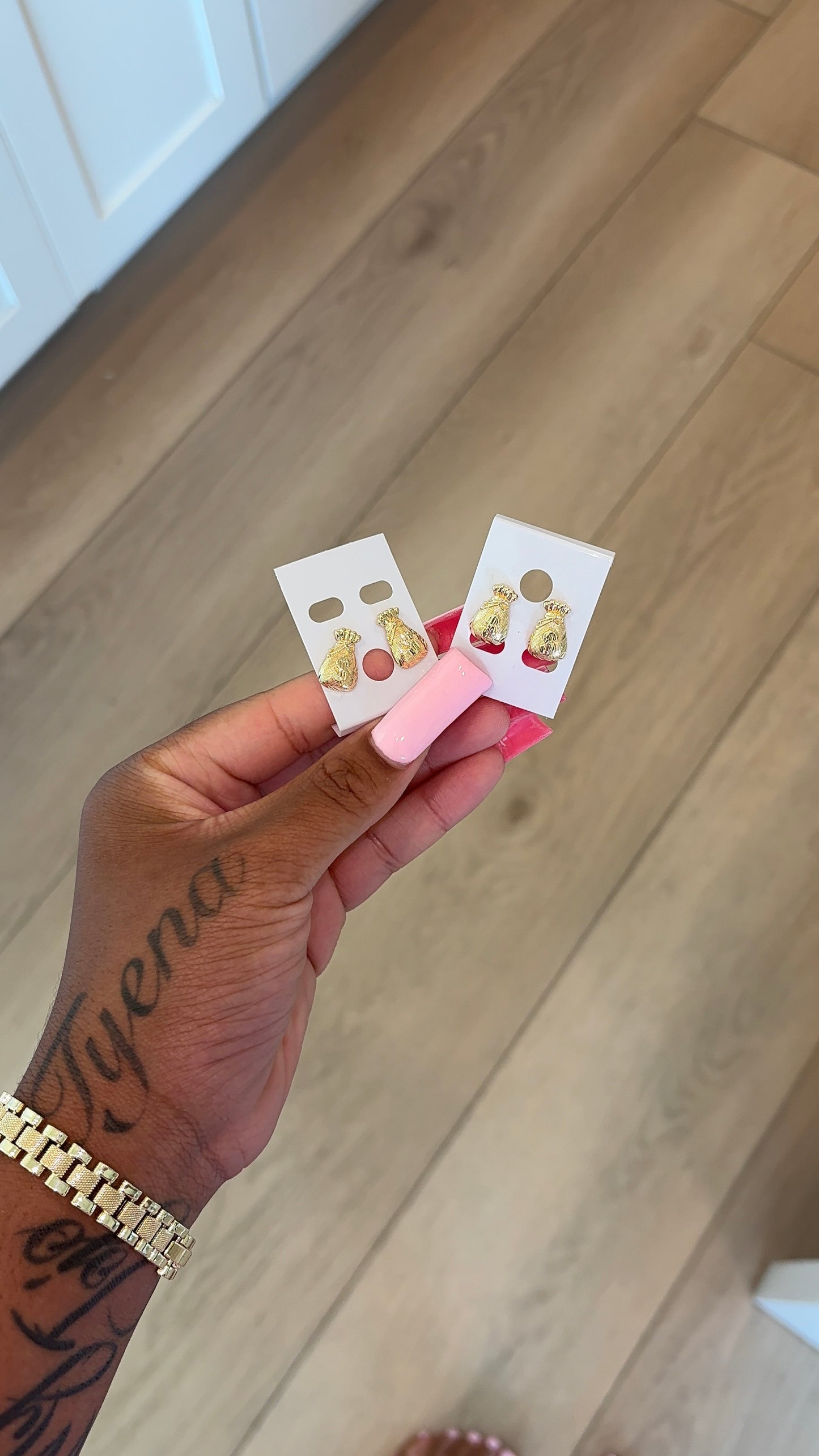 Moneybag Studs