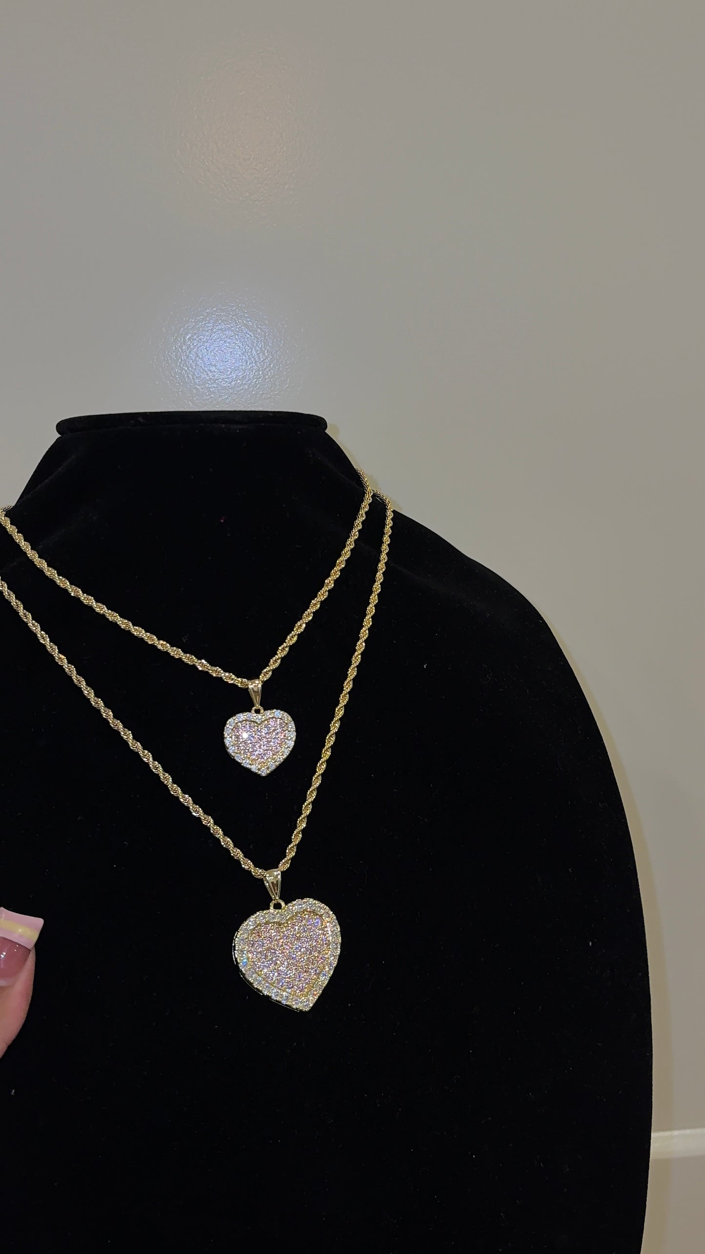 Jumbo Hrt Necklace