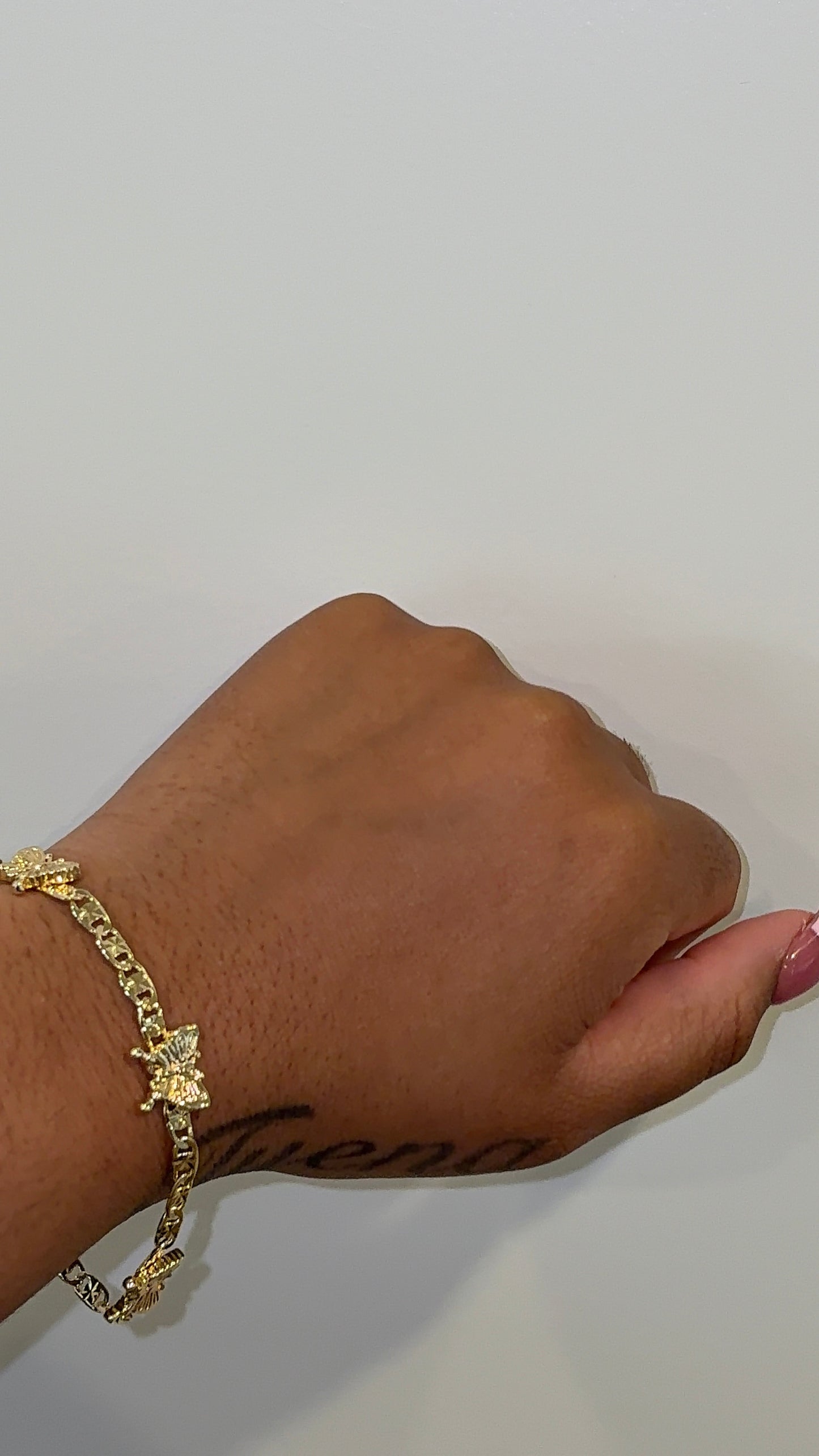 Gold Butterfly Bracelet ||