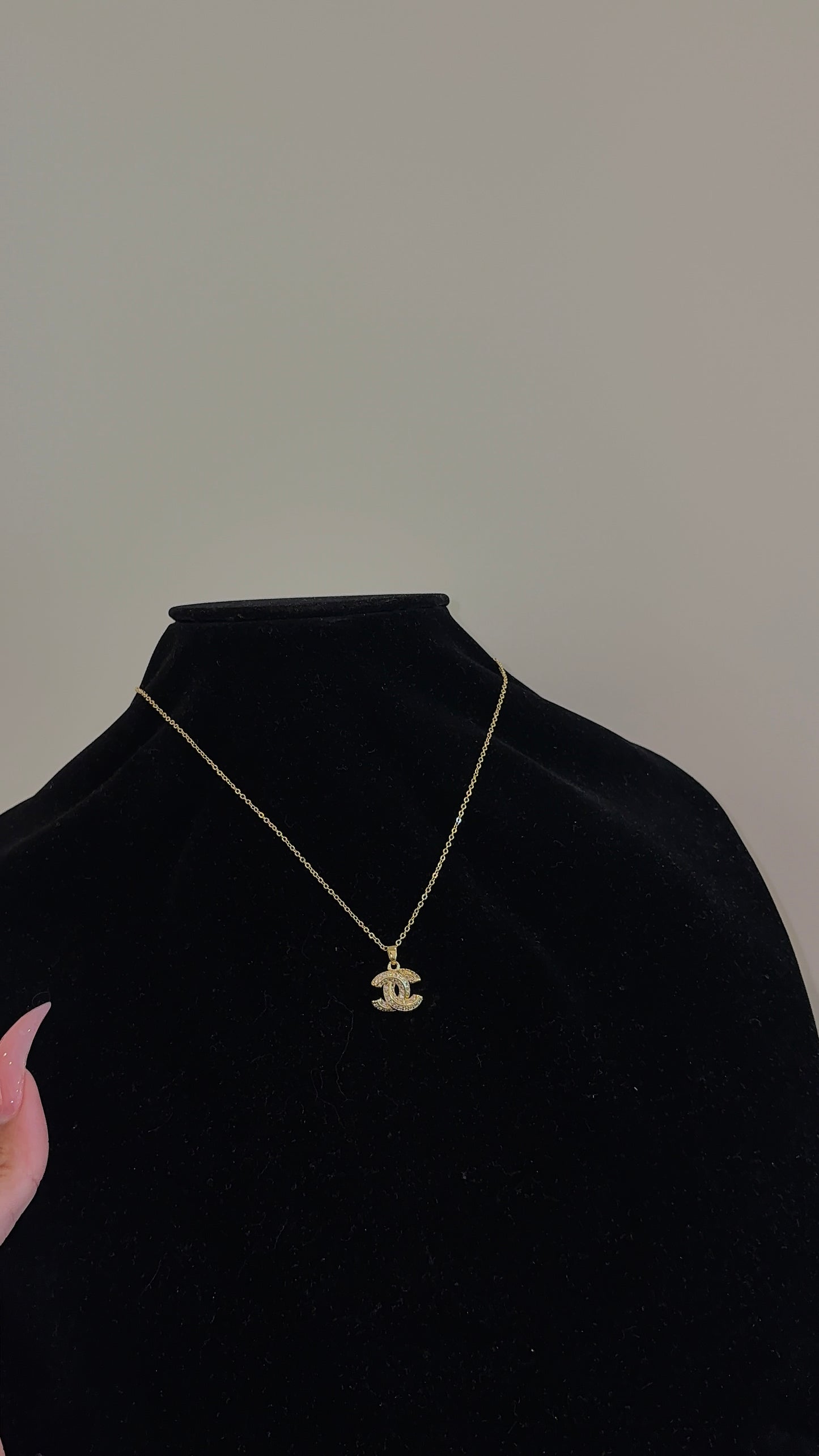 double CC necklace