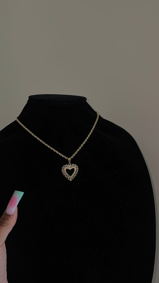Enchanted heart necklace