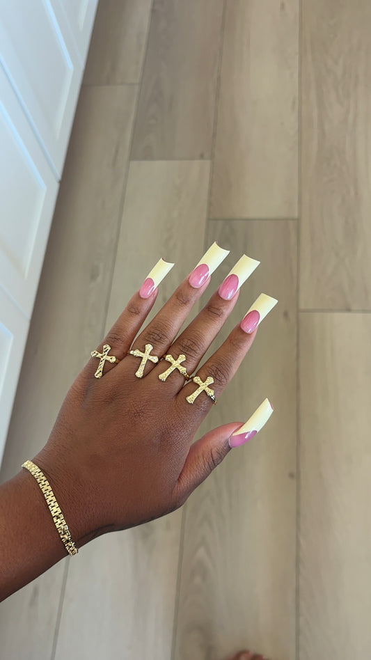 Nugget cross ring