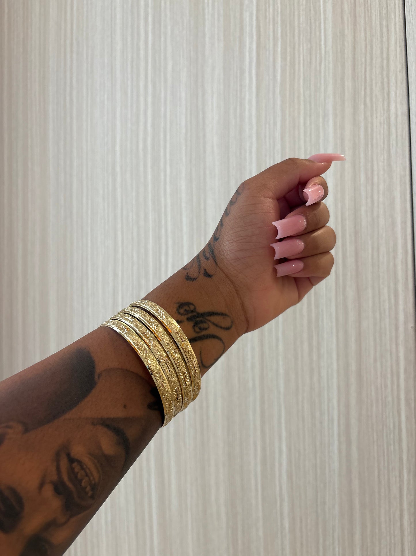 SMALL PACK OF BANGLES